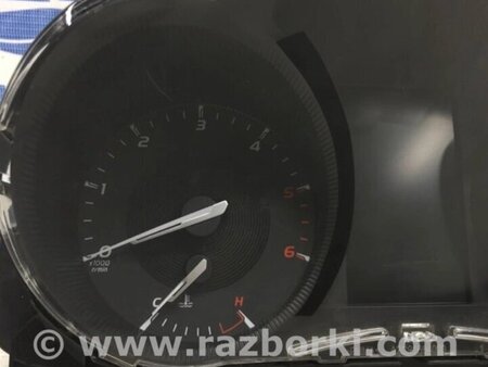 ФОТО Панель приладів для Toyota Avensis T270 (10.2008-12.2012) Киев