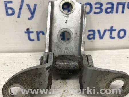 ФОТО Петля двері задньої лівої верхня для Toyota Avensis T270 (10.2008-12.2012) Киев