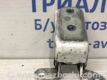 ФОТО Петля двері задньої лівої верхня для Toyota Avensis T270 (10.2008-12.2012) Киев
