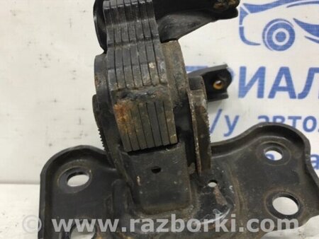 ФОТО Подушка ДВС ліва для Toyota Avensis T270 (10.2008-12.2012) Киев