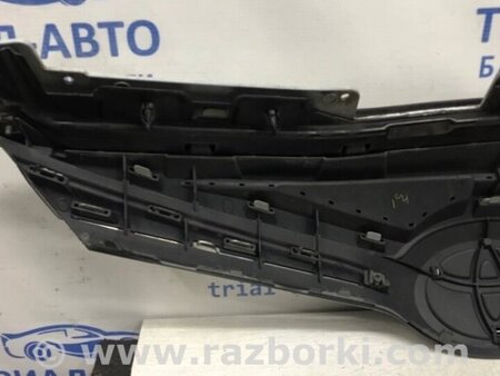 ФОТО Решітка радіатора для Toyota Avensis T270 (10.2008-12.2012) Киев