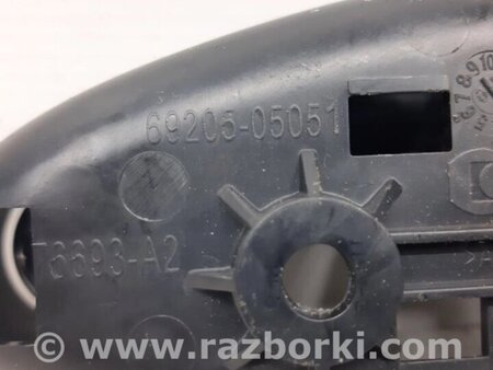ФОТО Ручка дверей внутрішня права для Toyota Avensis T270 (10.2008-12.2012) Киев