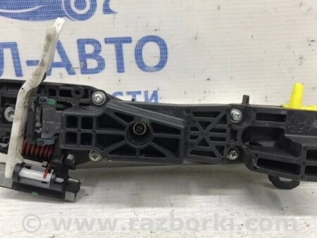 ФОТО Ручка дверей зовнішня задня права для Toyota Avensis T270 (10.2008-12.2012) Киев