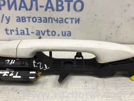 ФОТО Ручка дверей зовнішня передня ліва для Toyota Avensis T270 (10.2008-12.2012) Киев
