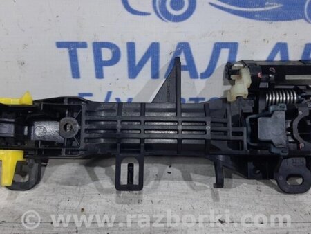 ФОТО Ручка дверей зовнішня передня права для Toyota Avensis T270 (10.2008-12.2012) Киев