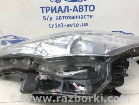 ФОТО Фара ліва галоген Рестайлінг для Toyota Avensis T270 (10.2008-12.2012) Киев