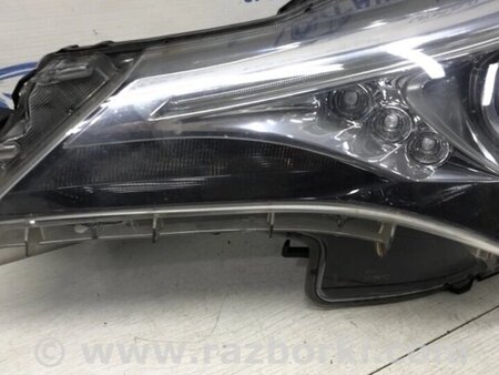 ФОТО Фара ліва галоген Рестайлінг для Toyota Avensis T270 (10.2008-12.2012) Киев