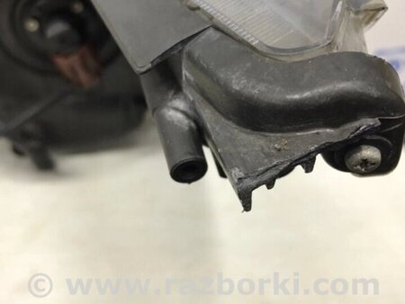 ФОТО Фара права галоген Рестайлінг для Toyota Avensis T270 (10.2008-12.2012) Киев