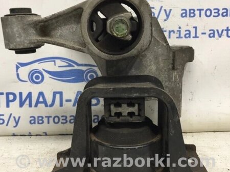 ФОТО Подушка ДВС права для Nissan Juke (10-19) Киев