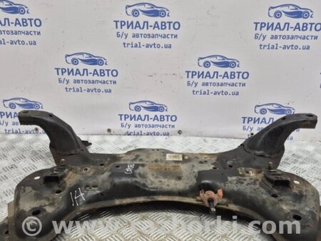 ФОТО Балка передньої підвіски для Hyundai i30 Киев
