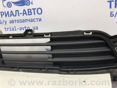 ФОТО Грати бампера центральна для Mitsubishi Outlander Киев