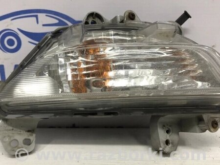 ФОТО Фара протитуманна права для Mazda 3 BM (2013-...) (III) Киев