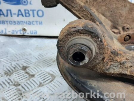 ФОТО Цапфа задня права зі маточкою для Hyundai Santa Fe Киев