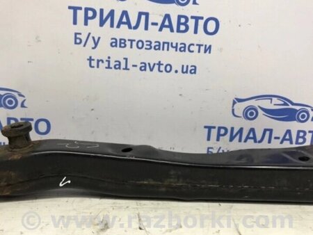 ФОТО Кронштейн передньої балки лівий для Nissan Qashqai (07-14) Киев