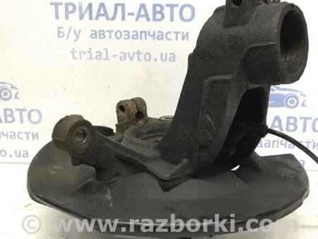 ФОТО Кулак поворотний правий зі маточкою для Ford Kuga Киев