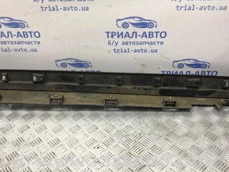 ФОТО Накладка порога зовнішня ліва для Ford Kuga Киев