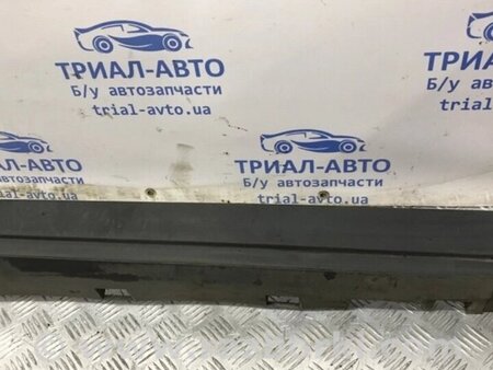 ФОТО Накладка порога зовнішня права для Ford Kuga Киев