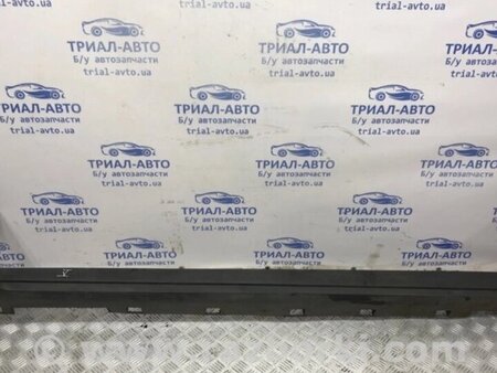 ФОТО Накладка порога зовнішня права для Ford Kuga Киев