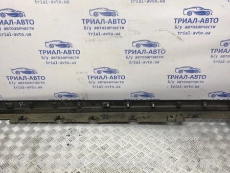 ФОТО Накладка порога зовнішня права для Ford Kuga Киев