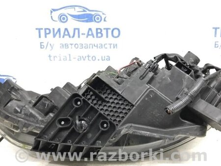 ФОТО Фара права для Nissan Qashqai (07-14) Киев
