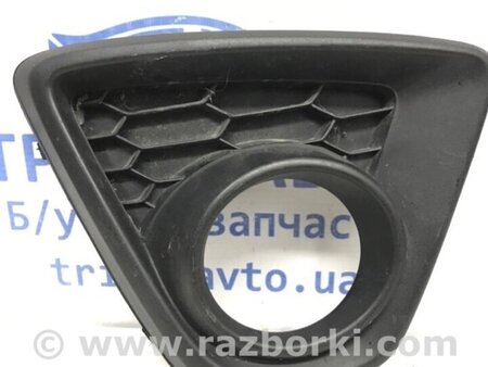 ФОТО Грати протитуманки права для Mazda CX-5 KE (12-17) Киев