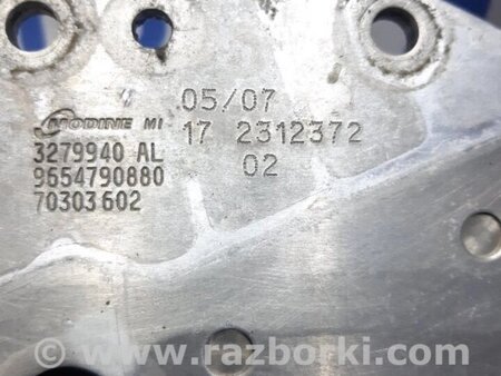ФОТО Радіатор масляний ДВЗ (теплообмінник) для Land Rover Freelander Киев