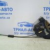 Замок двері передній правий Suzuki Grand Vitara