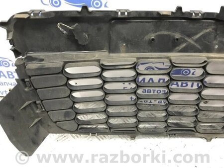 ФОТО Грати бампера центральна для Mazda CX-7 Киев