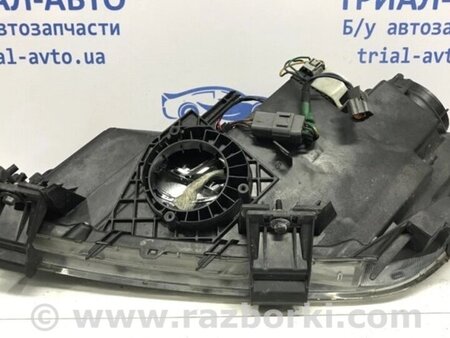 ФОТО Фара права Ксенон для Mazda CX-7 Киев