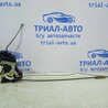 Замок двері передній правий Mitsubishi Lancer