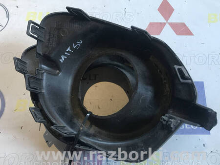 ФОТО Заглушка бампера переднього для Mitsubishi L200 (06-14) Коломия