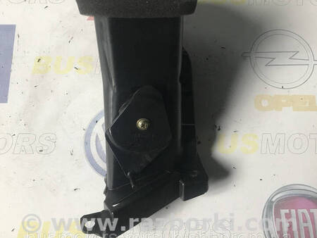 ФОТО Дефлектор лівий для Mitsubishi L200 (06-14) Коломия