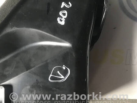 ФОТО Дефлектор правий для Mitsubishi L200 (06-14) Коломия