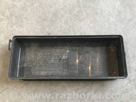 ФОТО Кришка запобіжників для Mitsubishi L200 (06-14) Коломия