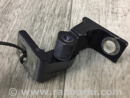 ФОТО Петля двери верхняя для Volkswagen Passat B7 (09.2010-06.2015) Киев