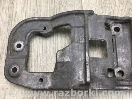 ФОТО Кронштейн компрессора кондиционера для Toyota Highlander (01-07) Киев