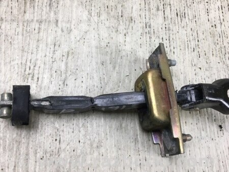 ФОТО Ограничитель двери для Toyota Camry 30 XV30 (09.2001-03.2006) Киев