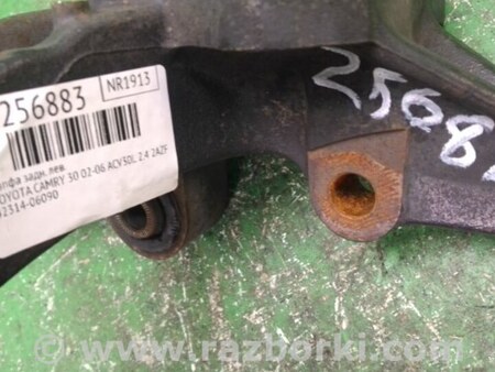 ФОТО Цапфа для Toyota Camry 30 XV30 (09.2001-03.2006) Киев