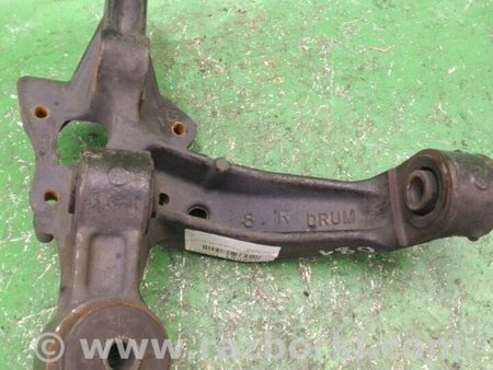 ФОТО Цапфа для Toyota Camry 30 XV30 (09.2001-03.2006) Киев