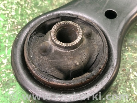 ФОТО Рычаг передний нижний для Lexus ES300/ES330 (01-06) Киев