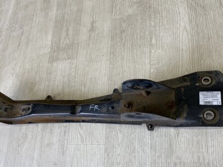 ФОТО Балка двигателя продольная для Chevrolet Evanda V200 (09.2004-09.2006) Киев