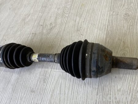 ФОТО Привод передний для Chevrolet Evanda V200 (09.2004-09.2006) Киев