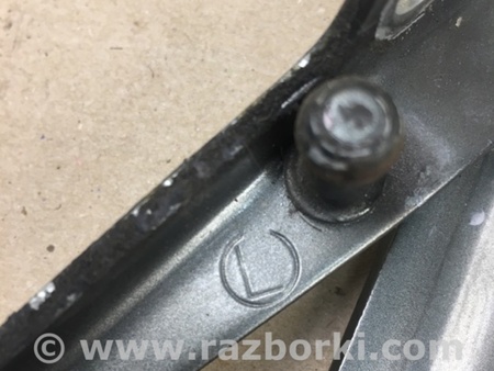 ФОТО Петля крышки багажника для Lexus LS430 (00-06) Киев
