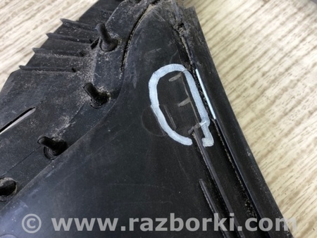 ФОТО Пластик под лобовое стекло (Жабо) для Hyundai Tucson (04-10) Киев