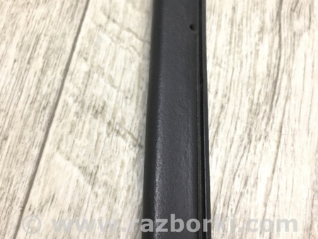 ФОТО Уплотнитель двери для Suzuki Grand Vitara Киев