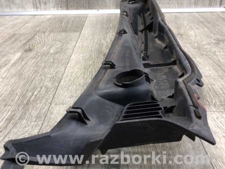 ФОТО Пластик под лобовое стекло (Жабо) для Suzuki Grand Vitara Киев