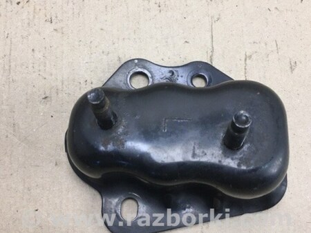 ФОТО Кронштейн бампера для Toyota Corolla E120 (08.2000-02.2007) Киев