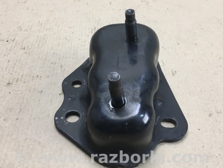 ФОТО Кронштейн бампера для Toyota Corolla E120 (08.2000-02.2007) Киев