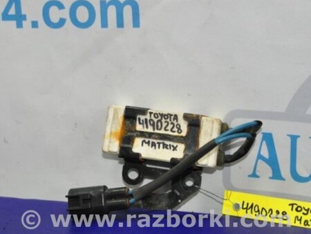 ФОТО Резистор печки для Toyota Matrix Киев