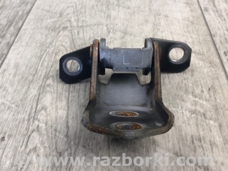 ФОТО Петля двери верхняя для Mazda 3 BK (2003-2009) (I) Киев